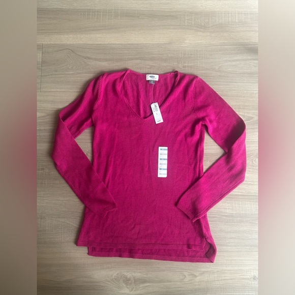 Old Navy Pink Sweater V Neck - Picture 2 of 3
